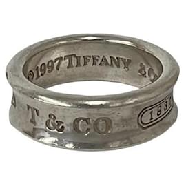 Tiffany & Co Tiffany Vintage Narrow Band Ring