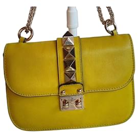 Valentino Garavani Sac Rockstud Lock Flap - Cuir Jaune Citron