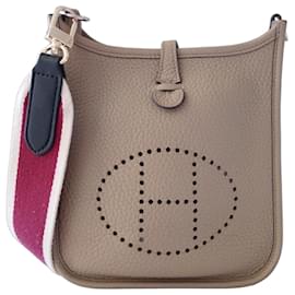 Bolso Hermès Evelyne Amazone Étoupe