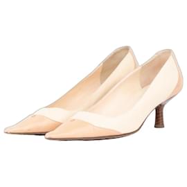 Décolleté con tacco kitten Cap Toe CC Chanel di Karl Lagerfeld anni 2010