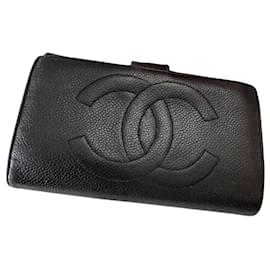 Chanel Cartera Clásica de Piel Caviar Negra