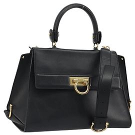 Salvatore Ferragamo Sofia Satchel aus Glattleder Medium