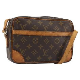 LOUIS VUITTON Monogram Trocadero 23 Shoulder Bag M51276 LV Auth 187071