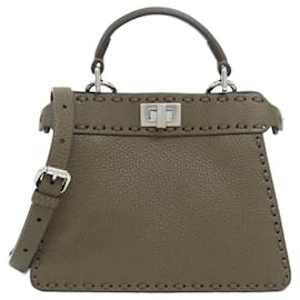 Borsa Fendi Peekaboo I See You Petite