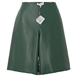Pantaloncini in pelle verde Loewe
