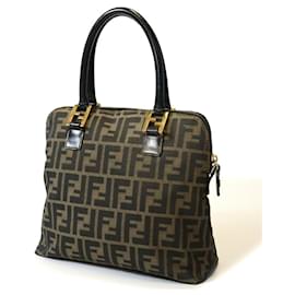 Bolsa Fendi Zucca em nylon castanho