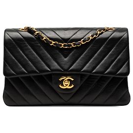 Chanel Black Medium Classic Chevron Lambskin Double Flap