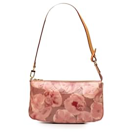 Louis Vuitton Pochette Accessoires Ikat in Monogram Vernis rosa