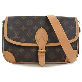 Louis Vuitton Marrone Monogram Diane