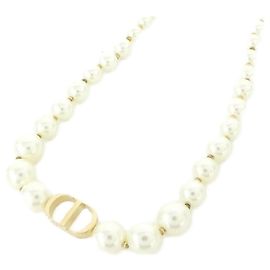 Colar Christian Dior 30 Montaigne