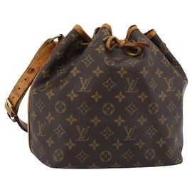 LOUIS VUITTON Borsa a tracolla Monogram Petit Noe M42226 LV Auth 188569
