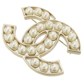 Spilla Chanel 64978 Perle Bianche
