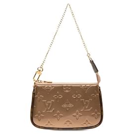 Louis Vuitton Monogram Vernis Mini Pochette