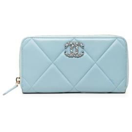 Portafoglio con zip Chanel 19 Matelassé Coco Mark
