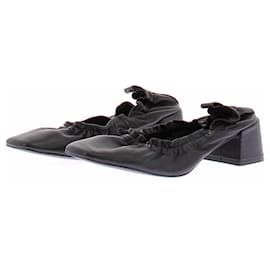 Autre Marque Mocasines negros con tacón