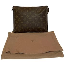 Louis Vuitton Monogram Canvas Pochette