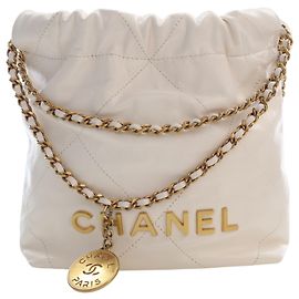Chanel Mini Hobo 22 in pelle di vitello lucida bianca