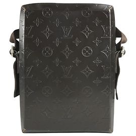 Borsa a tracolla/spalla Pochette Bobby Monogram Glacé Louis Vuitton