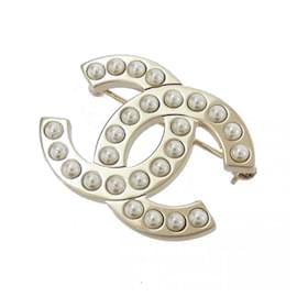 Spilla bianca Chanel 98908