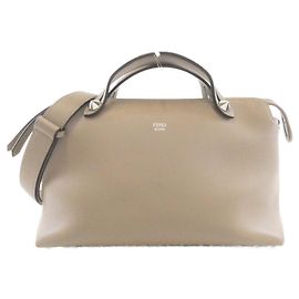 Fendi By The Way Handtasche Medium