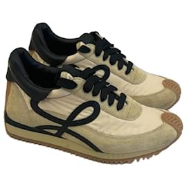 Loewe Flow Runner Sneaker aus Nylon und Wildleder