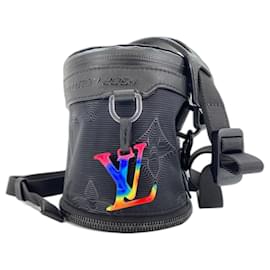 Borsa a tracolla polochon espandibile in nylon Louis Vuitton