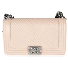 Borsa Chanel Boy in agnello trapuntato Chevron beige chiaro Taglia Medium