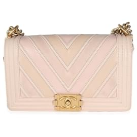 Borsa Chanel Boy media in caviar beige, scamosciato e pelle di vitello chevron