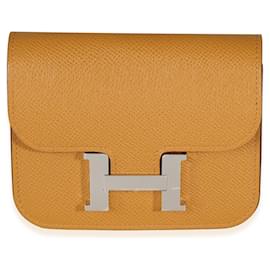 Portafoglio Constance Slim in pelle Epsom color Sesame, finiture PHW - Hermès