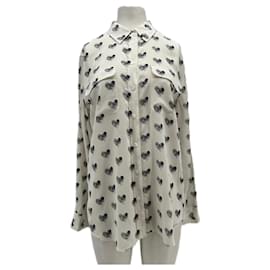 Camicia bianca con cuori - Equipment