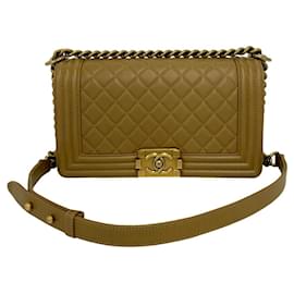 Borsa a tracolla Chanel Boy in pelle di agnello Chanel