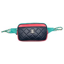 Borsa a cintura Chanel Blue Tricolor in capretto trapuntato reversibile