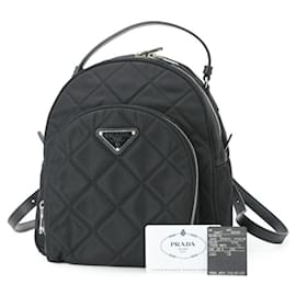Zaino Prada Triangle per donna