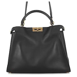 Borsa Fendi Peekaboo Essentially in pelle