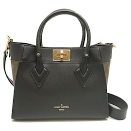 Borsa Louis Vuitton Monogram On My Side PM