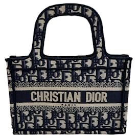 Mini Dior Book Tote Shopper aus Jacquard-Gewebe