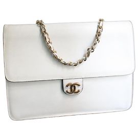 Chanel borsa modello Timeless vintage in pelle bianco crema