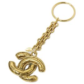 Portachiavi Chanel Coco Mark Matelassé in Oro Giallo