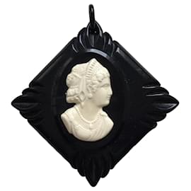 Vintage Bakelit-Cameo-Anhänger Schwarz & Weiß