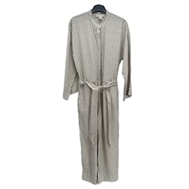 Club Monaco Gestreifter Jumpsuit Weiß