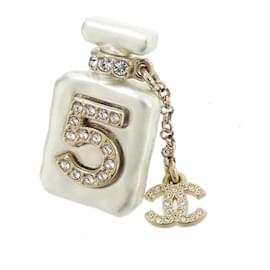Chanel Gold und Weiß Anstecknadel