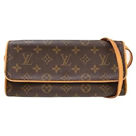 Louis Vuitton Twin Canvas GM