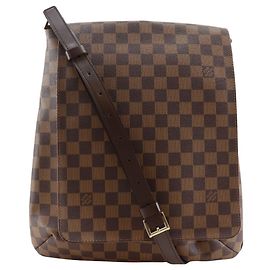 Bolsa de Ombro Musette Louis Vuitton
