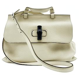 Bolsa de Ombro Gucci Bamboo Daily