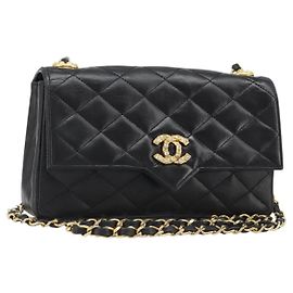 CHANEL Matelasse Bijoux Chain Shoulder Bag Pelle Nera Gold CC Auth hk3824