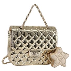 Mochila CHANEL Matelasse en piel charol Gold CC Auth 169659SM