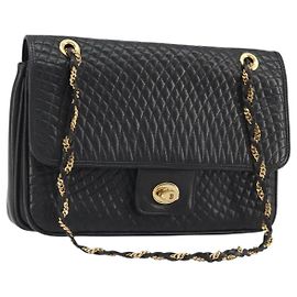 Borsa a Spalla con Catena BALLY in Pelle Nera e Oro Auth 190641A