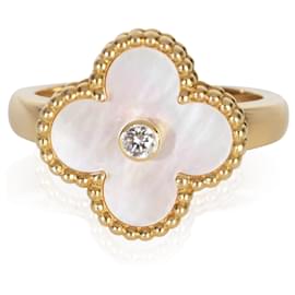 Van Cleef & Arpels Yellow Gold Mother Of Pearl and Diamond Vintage Alhambra Ring