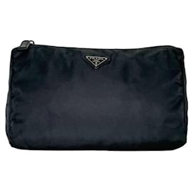 Pochette in nylon nero Prada