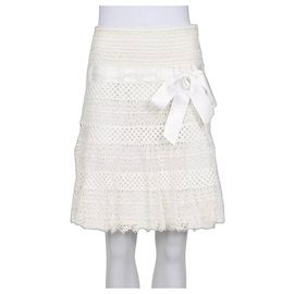 Falda de encaje blanco Valentino NWOT Talla S de segunda mano